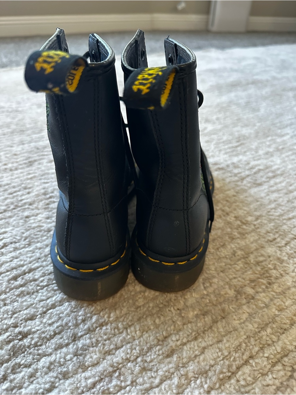 Dr. Martens 1460 Vonda Black Rose Embroidered Combat Boots US 7 - Picture 5 of 7